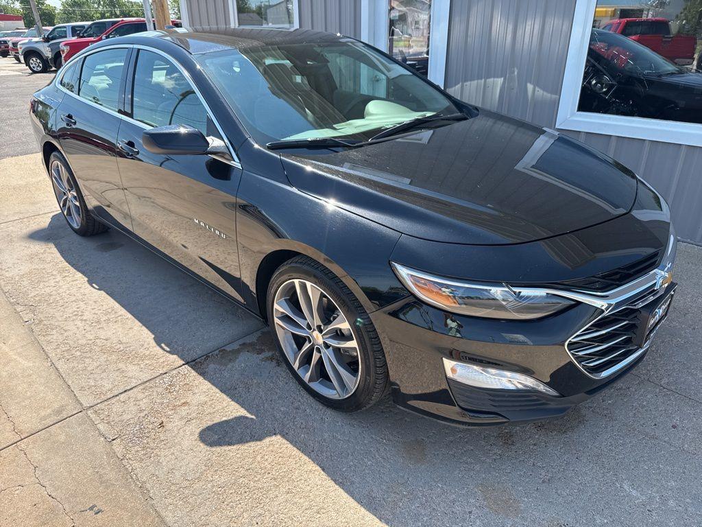used 2025 Chevrolet Malibu car
