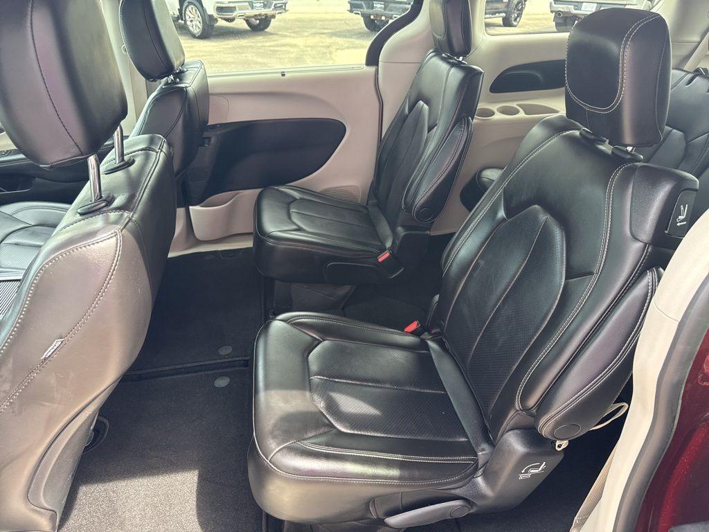 used 2023 Chrysler Pacifica car, priced at $27,995