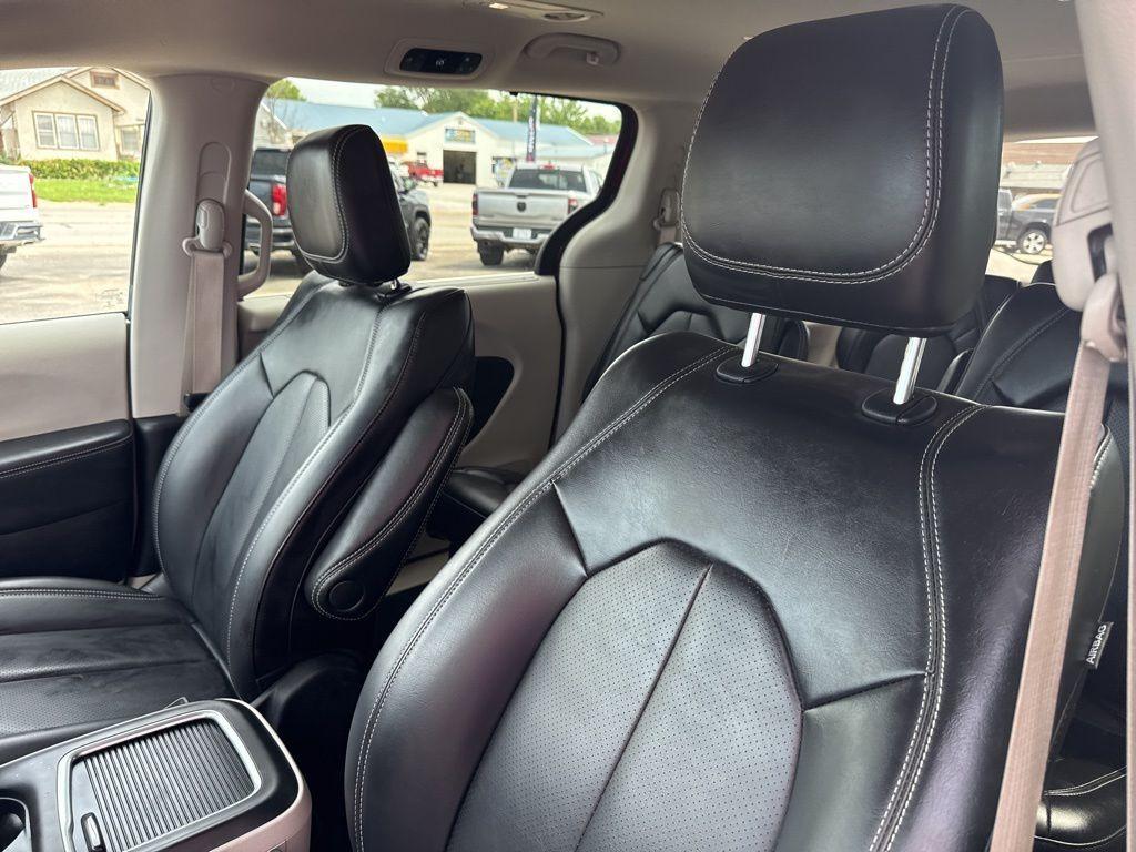 used 2023 Chrysler Pacifica car, priced at $27,995