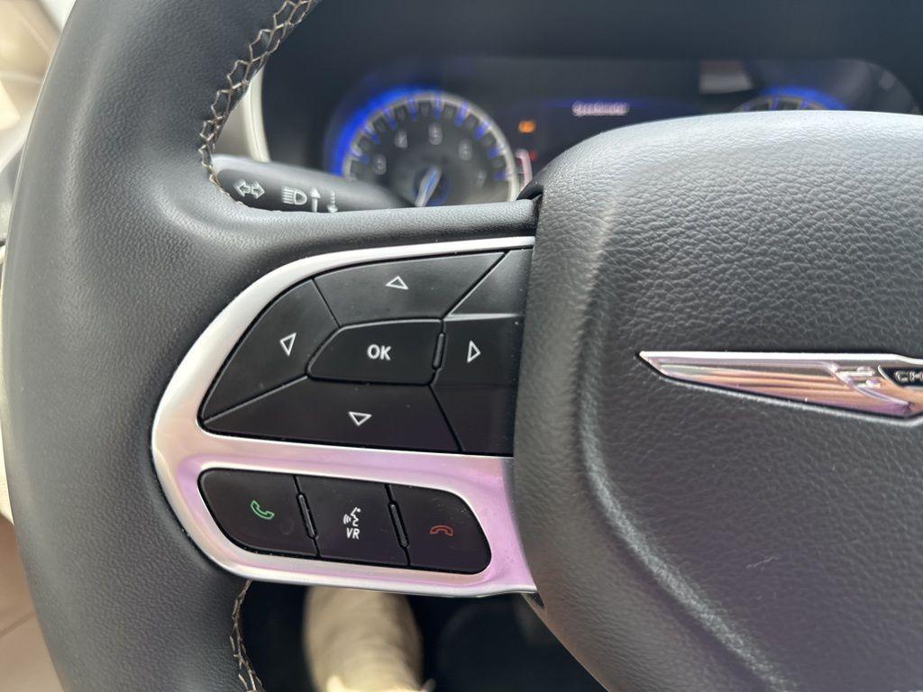 used 2023 Chrysler Pacifica car, priced at $27,995