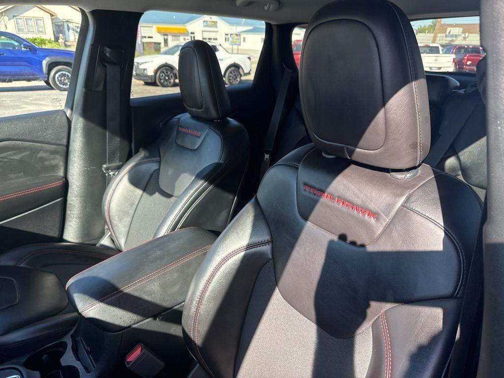 used 2022 Jeep Cherokee car, priced at $26,487