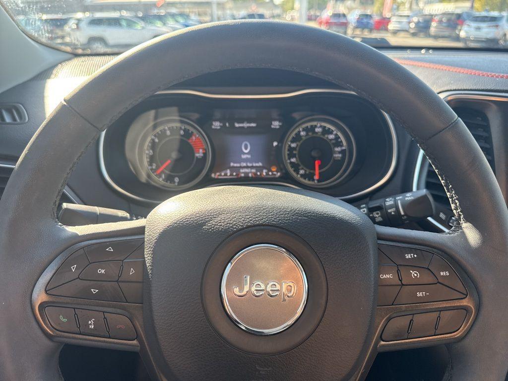 used 2022 Jeep Cherokee car, priced at $26,487