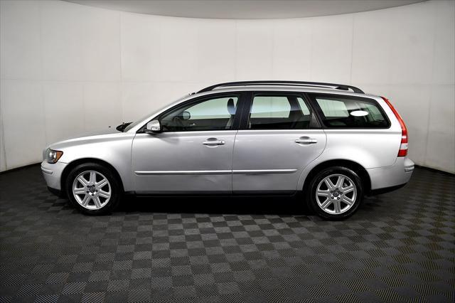 used 2007 Volvo V50 car, priced at $7,800