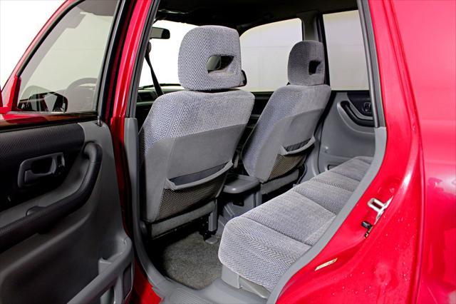used 1998 Honda CR-V car, priced at $8,998