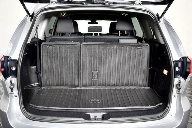 used 2019 Toyota Highlander car, priced at $15,999