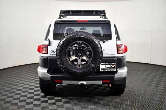 used 2007 Toyota FJ Cruiser car, priced at $12,000