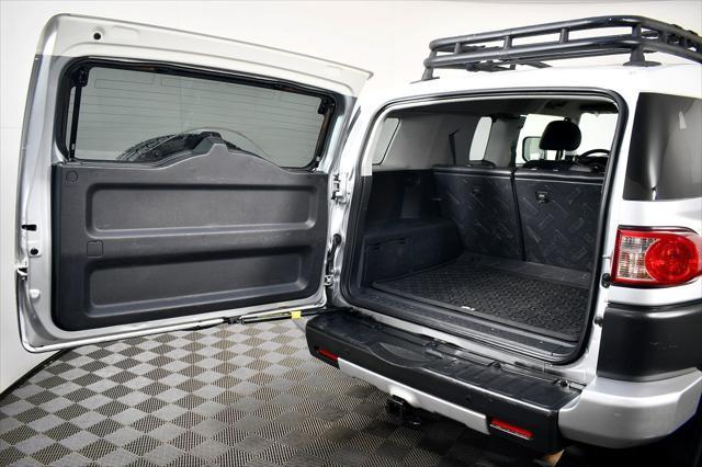 used 2007 Toyota FJ Cruiser car, priced at $12,000
