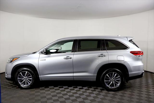 used 2017 Toyota Highlander Hybrid car, priced at $23,998
