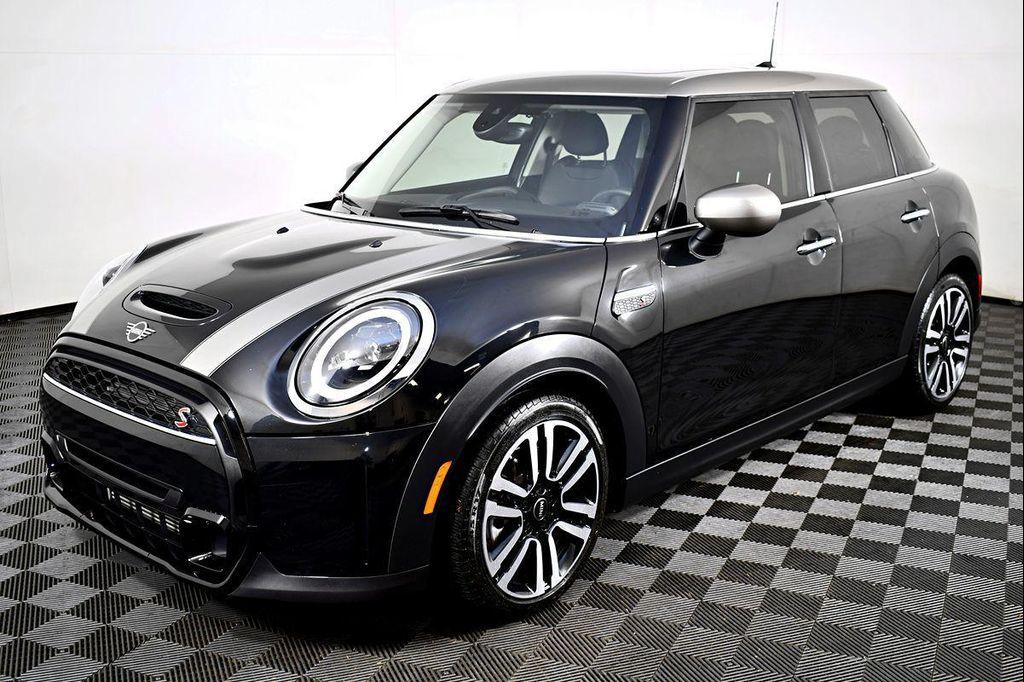 used 2023 MINI Hardtop car, priced at $23,899
