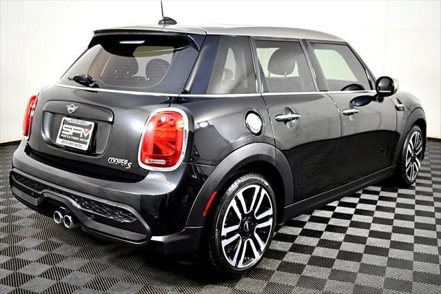 used 2023 MINI Hardtop car, priced at $25,999