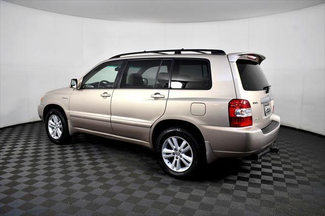 used 2006 Toyota Highlander Hybrid car, priced at $8,888
