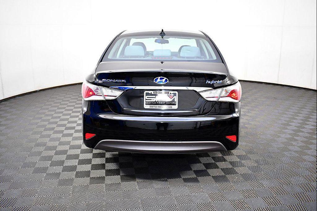 used 2015 Hyundai Sonata Hybrid car, priced at $7,999