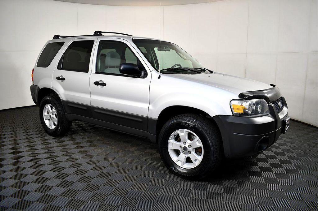 used 2005 Ford Escape car, priced at $5,980