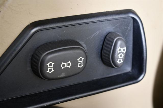 used 2000 Land Rover Discovery car, priced at $24,999