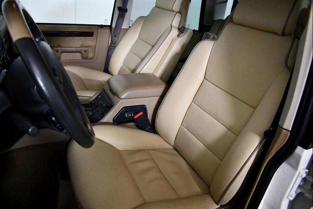 used 2000 Land Rover Discovery car, priced at $23,995