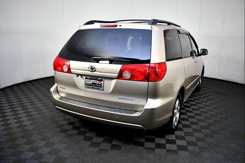 used 2007 Toyota Sienna car, priced at $4,500