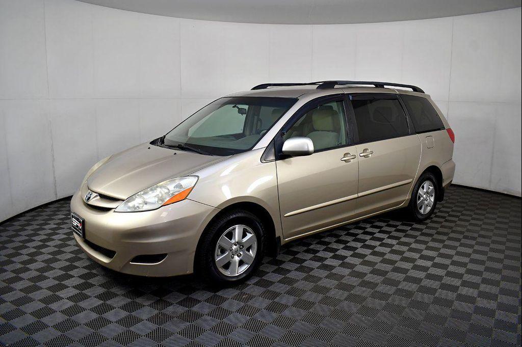 used 2007 Toyota Sienna car, priced at $4,500