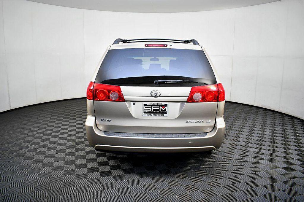 used 2007 Toyota Sienna car, priced at $4,500