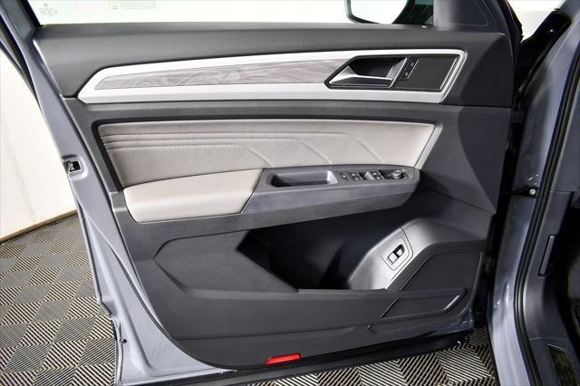 used 2021 Volkswagen Atlas Cross Sport car, priced at $25,500