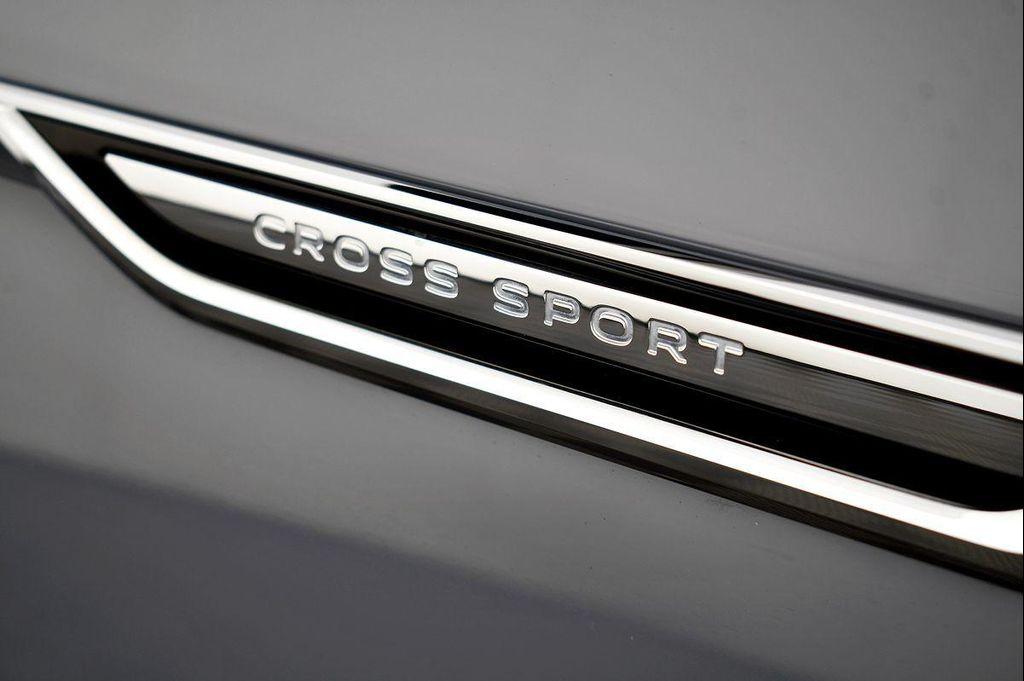 used 2021 Volkswagen Atlas Cross Sport car, priced at $23,995