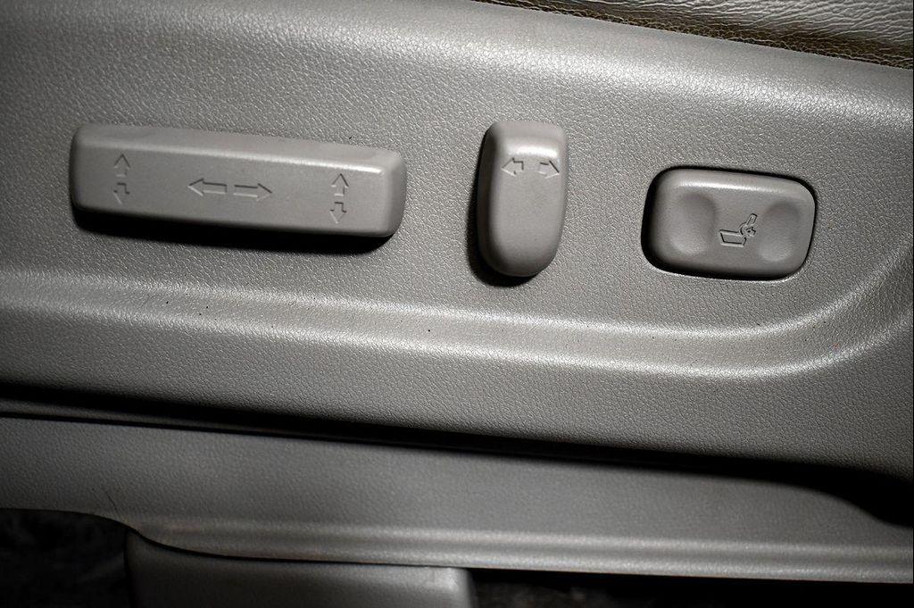 used 2013 Honda CR-V car, priced at $9,999