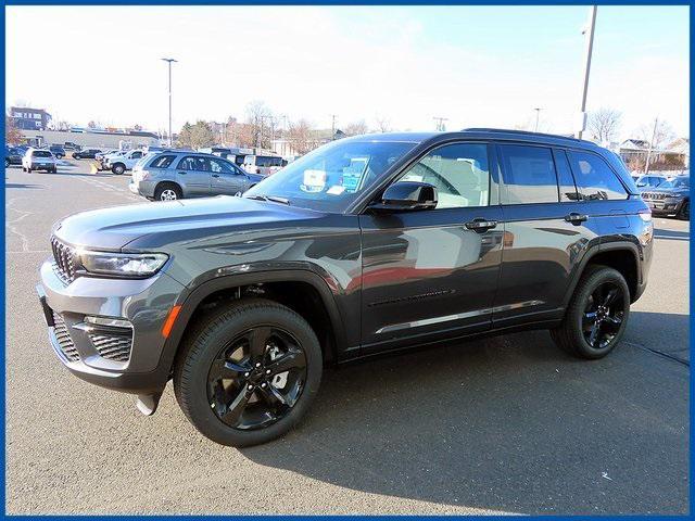 new 2025 Jeep Grand Cherokee car, priced at $46,339