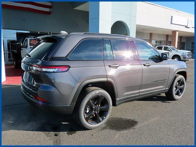 new 2025 Jeep Grand Cherokee car, priced at $46,339