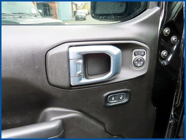 used 2022 Jeep Wrangler Unlimited car, priced at $38,987