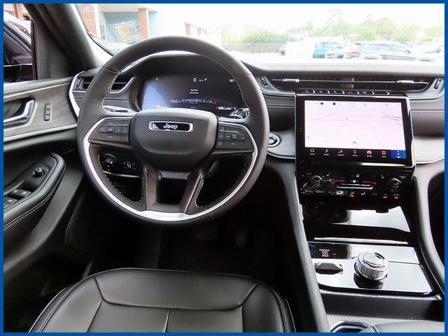 new 2025 Jeep Grand Cherokee L car