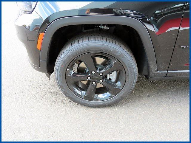 new 2025 Jeep Grand Cherokee L car