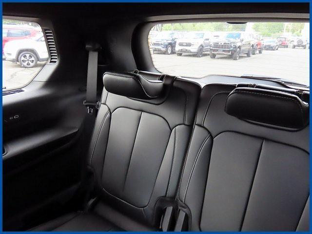 new 2025 Jeep Grand Cherokee L car