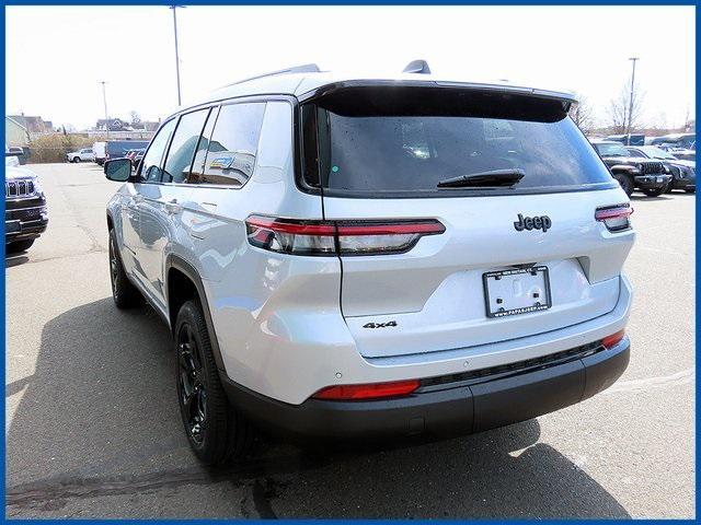 new 2024 Jeep Grand Cherokee L car, priced at $42,889