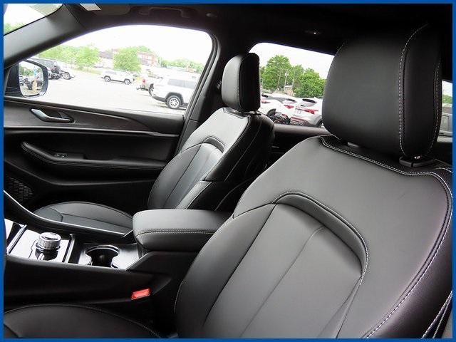 new 2025 Jeep Grand Cherokee L car, priced at $51,335