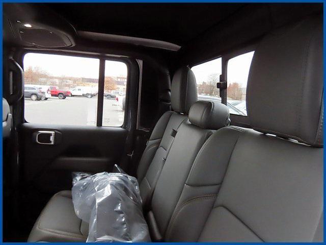 new 2026 Jeep Gladiator car, priced at $62,640