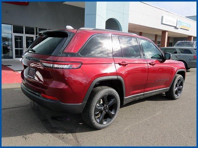 new 2025 Jeep Grand Cherokee car, priced at $41,048