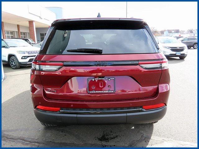 new 2025 Jeep Grand Cherokee car, priced at $41,048