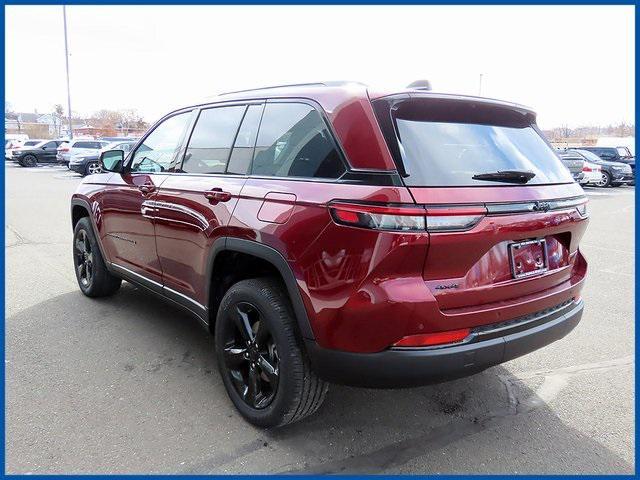 new 2025 Jeep Grand Cherokee car, priced at $41,048