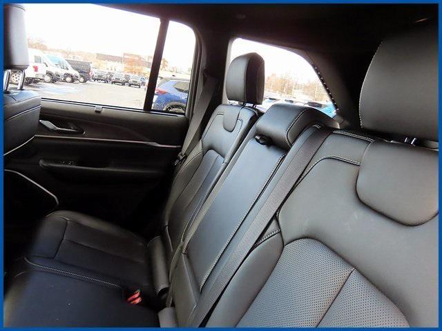 used 2024 Jeep Grand Cherokee car, priced at $44,987