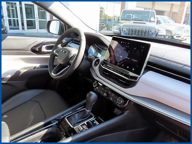 new 2025 Jeep Compass car, priced at $31,723