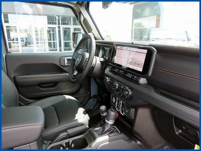 new 2025 Jeep Gladiator car, priced at $49,805