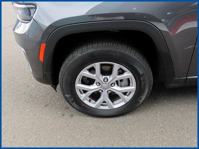 used 2022 Jeep Grand Cherokee car, priced at $34,689
