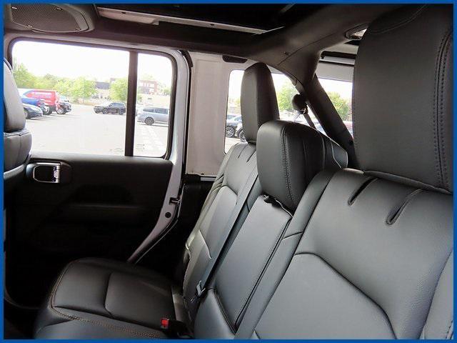 new 2025 Jeep Wrangler car, priced at $56,525