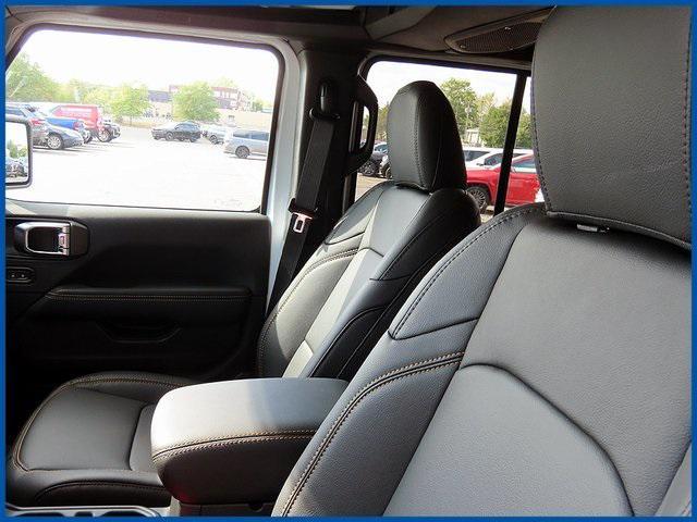 new 2025 Jeep Wrangler car, priced at $56,525