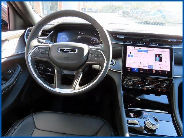 new 2025 Jeep Grand Cherokee car, priced at $47,985