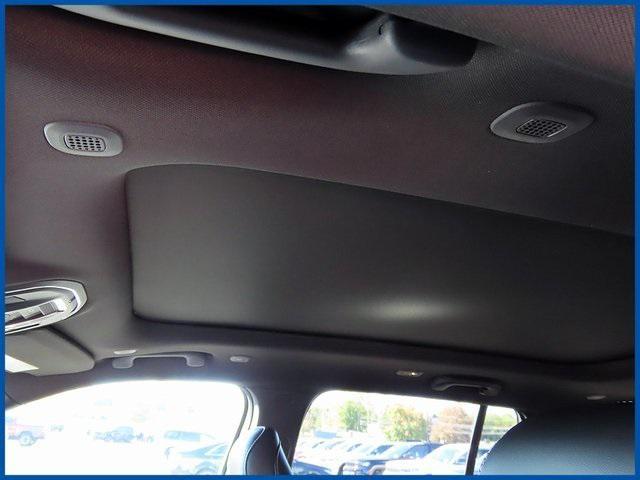 new 2025 Jeep Grand Cherokee car, priced at $47,985