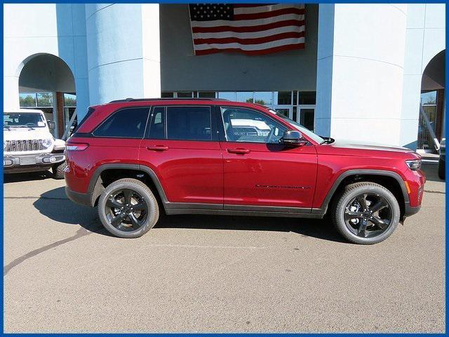 new 2025 Jeep Grand Cherokee car, priced at $47,985