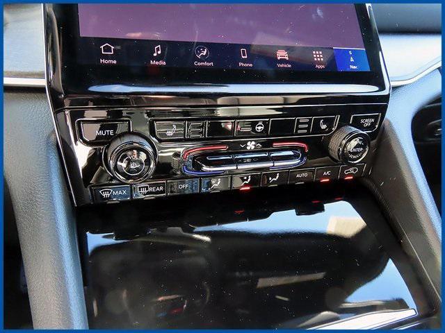 new 2025 Jeep Grand Cherokee car, priced at $47,985