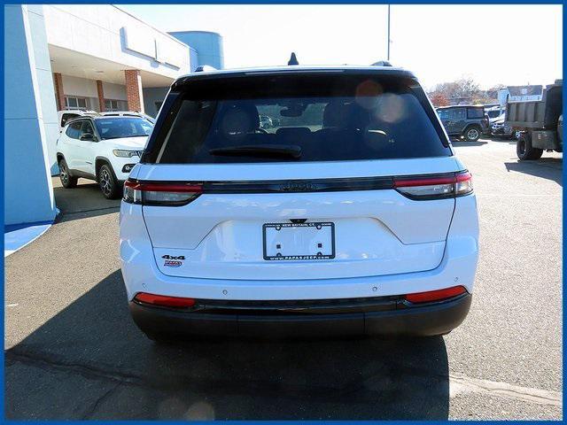 used 2023 Jeep Grand Cherokee car, priced at $37,987