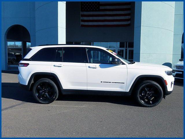 used 2023 Jeep Grand Cherokee car, priced at $37,987