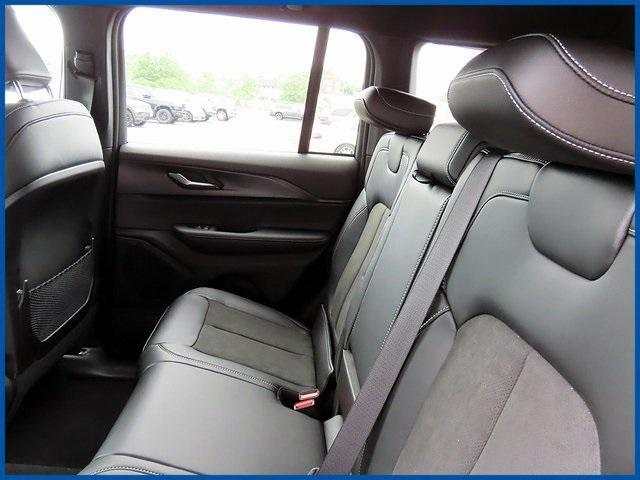 new 2025 Jeep Grand Cherokee car, priced at $46,135